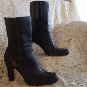 A.N.A leather midrise boot